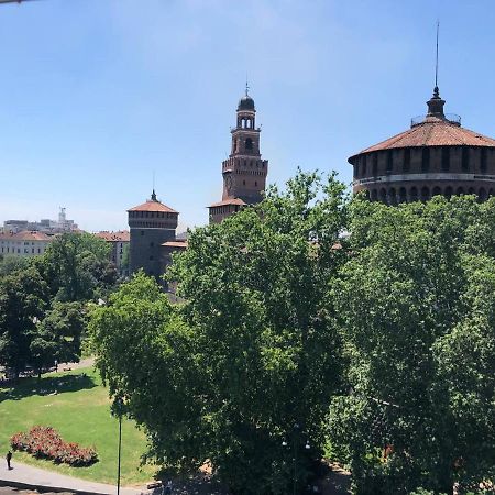 Breathtaking Castle View Youhosty - Quintino Sella Milan Extérieur photo